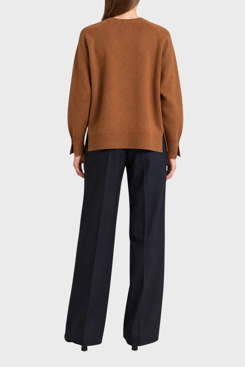 Maglia BE YOU girocollo Leather Brown in cashmere, retro