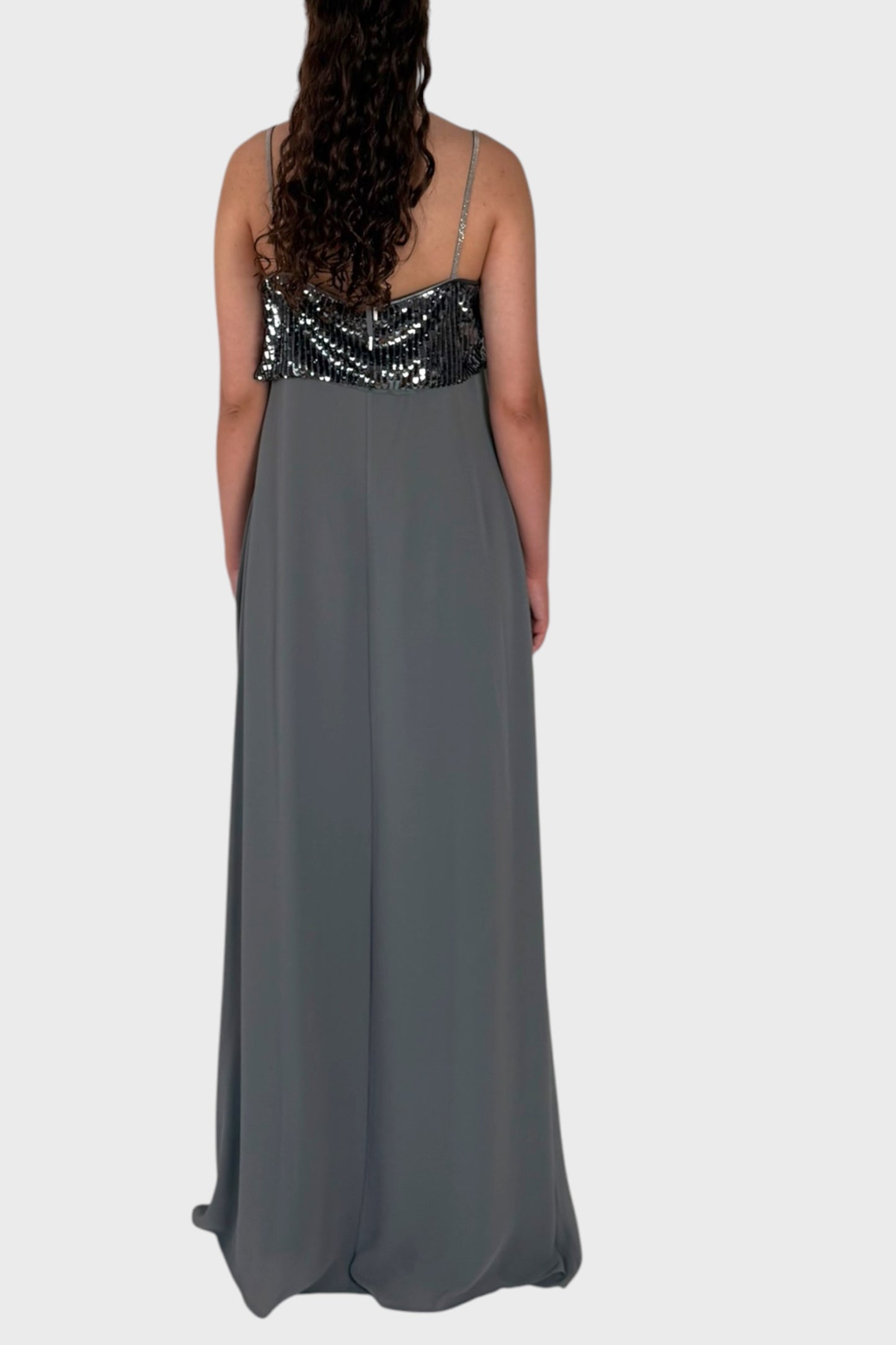 Vestito lungo grigio con fascia in paillettes