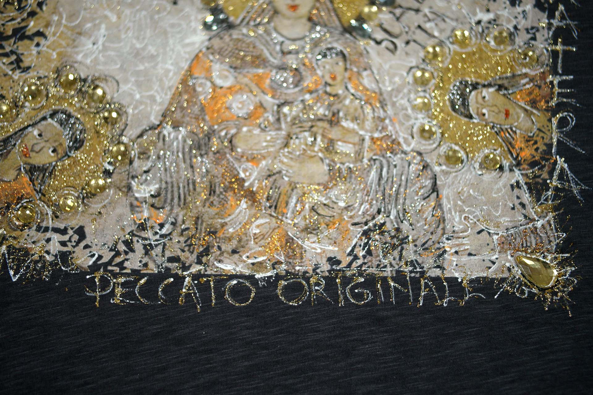 T-shirt Cripta con pietre 4