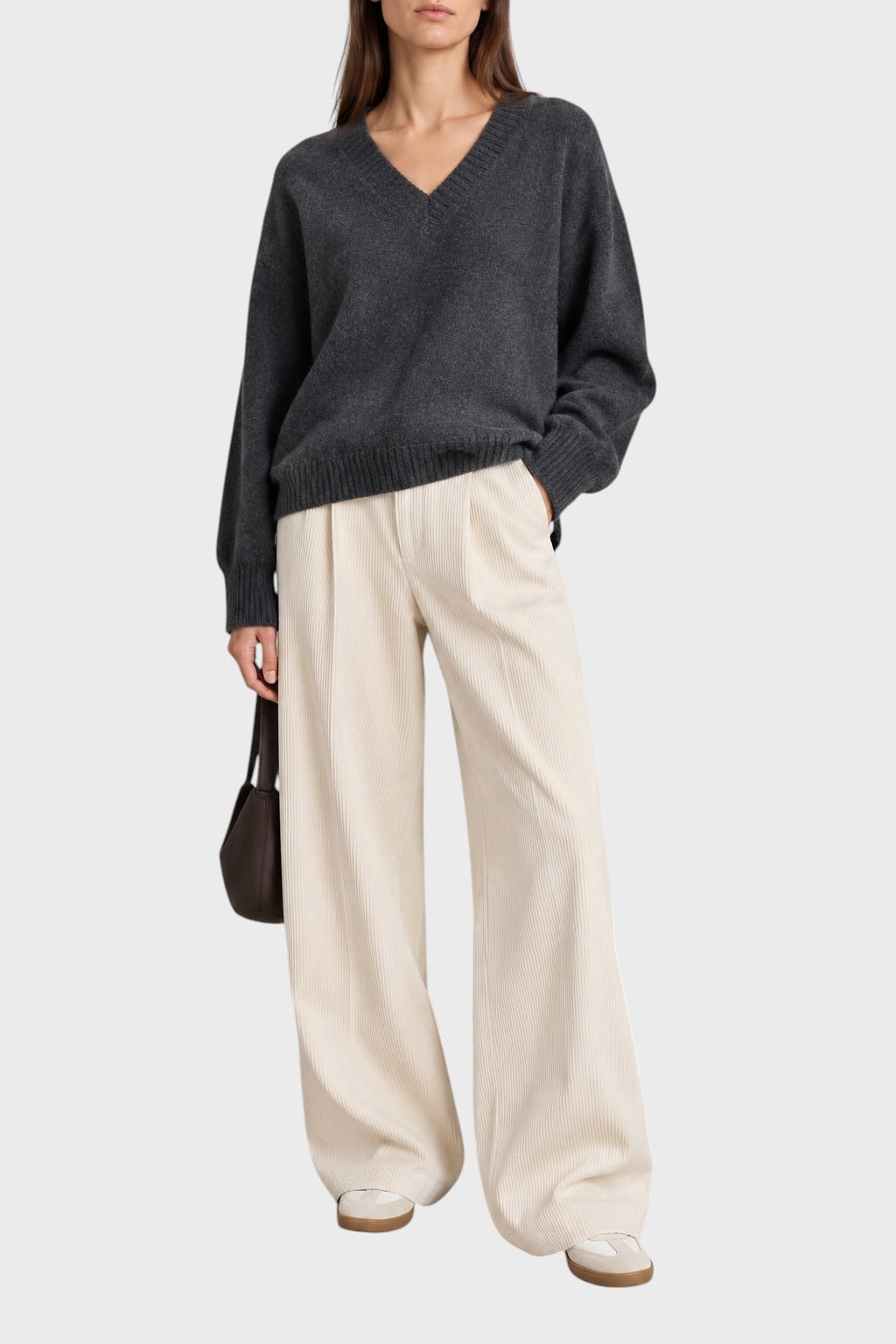 BE YOU Maglia Donna in Cachemire Grigia con Scollo a V