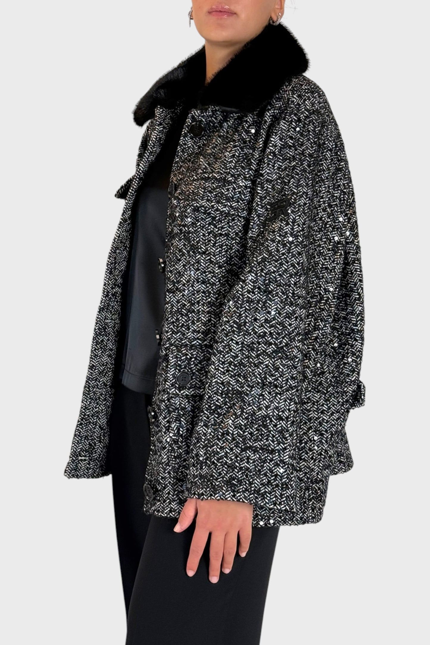 Cappotto in Tweed Bouclé con Collo in Pelliccia