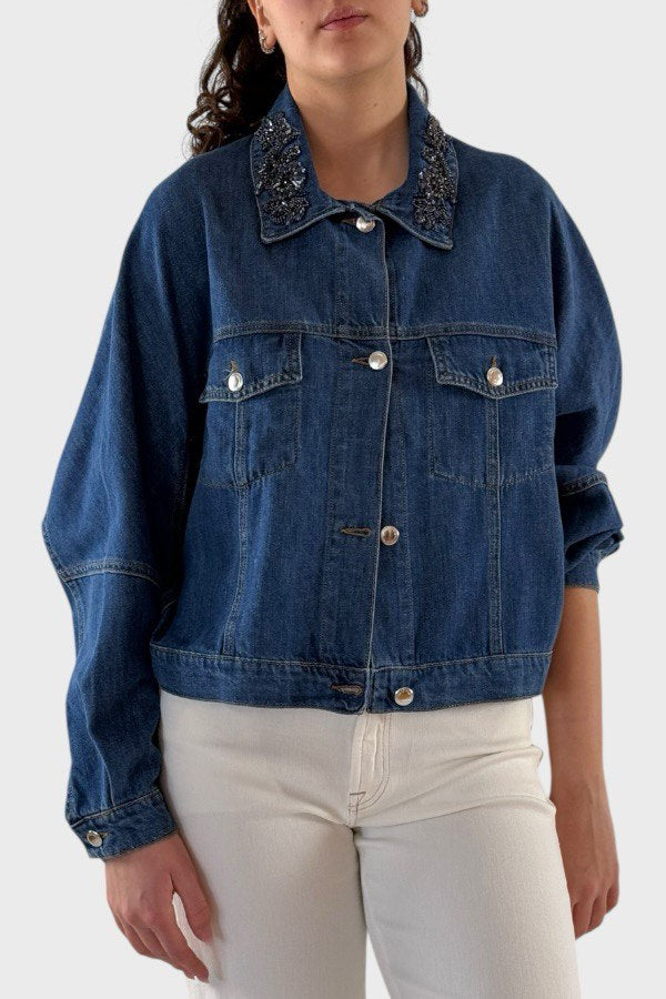 Giacca jeans con applicazioni gioiello