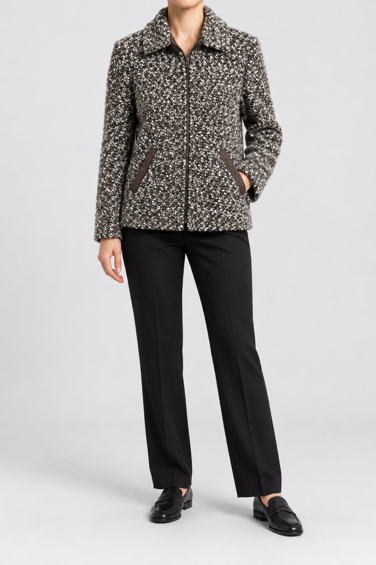 Giacca con paillettes e zip D. Exterior, vista frontale su modella