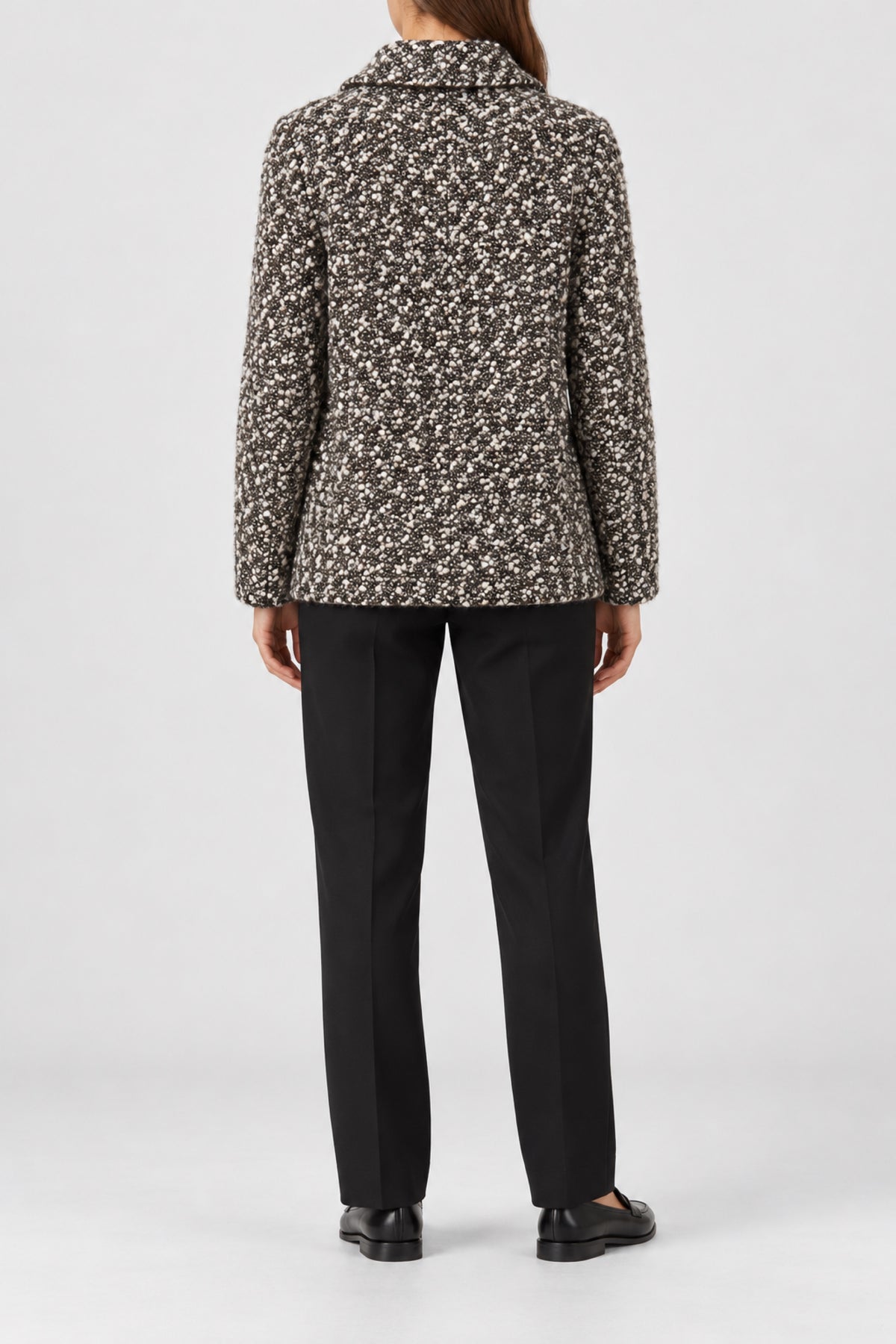 Giacca con paillettes e zip D. Exterior, vista posteriore su modella