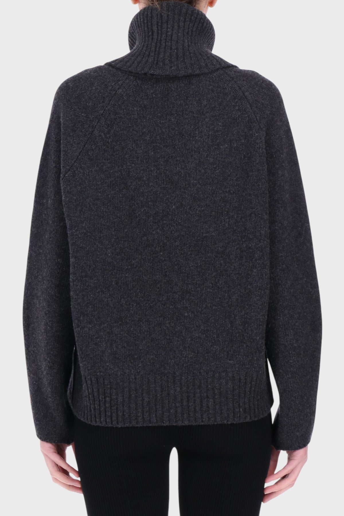 Maglione in Lana con Collo Amovibile e Ricamo Gioiello