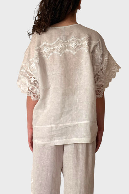 Maglia in lino con inserti di pizzo