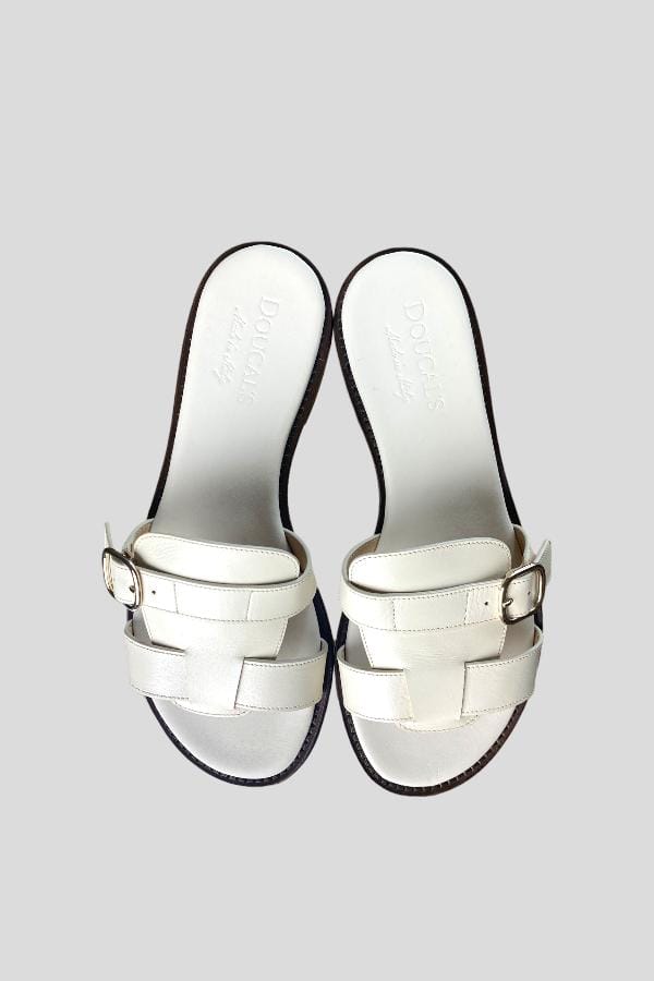Sandali bianchi 1